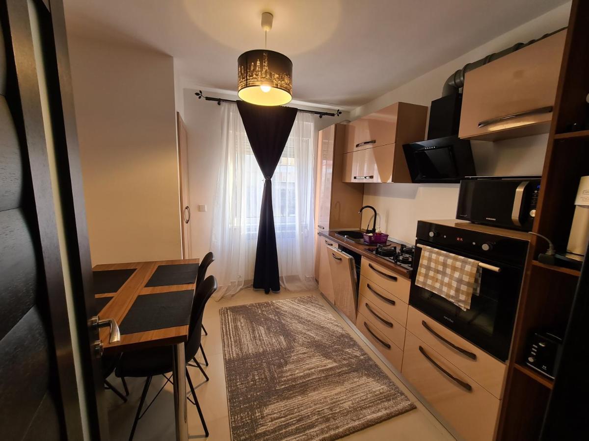 Appartement Apartament Bonami à Sibiu Extérieur photo